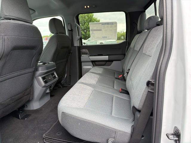 New 2026 White Ford XLT image 8