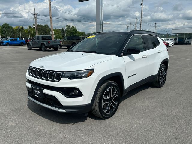 Bright White Clearcoat 2023 Jeep Compass SUV / Crossover Four-Wheel Drive 8-Speed Automatic