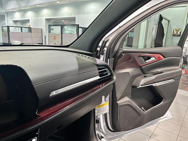 2026 Chevrolet Traverse Z71 White at Bob Mills Chevrolet