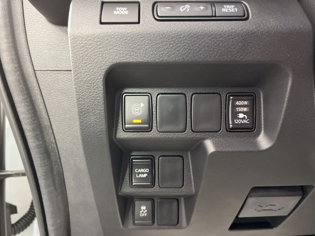 2025 Glacier White Nissan Frontier SV RWD Truck