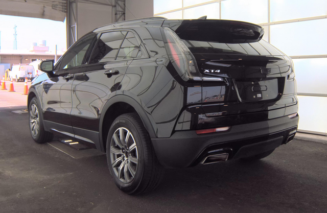 Used 2023 Cadillac XT4 SUV
