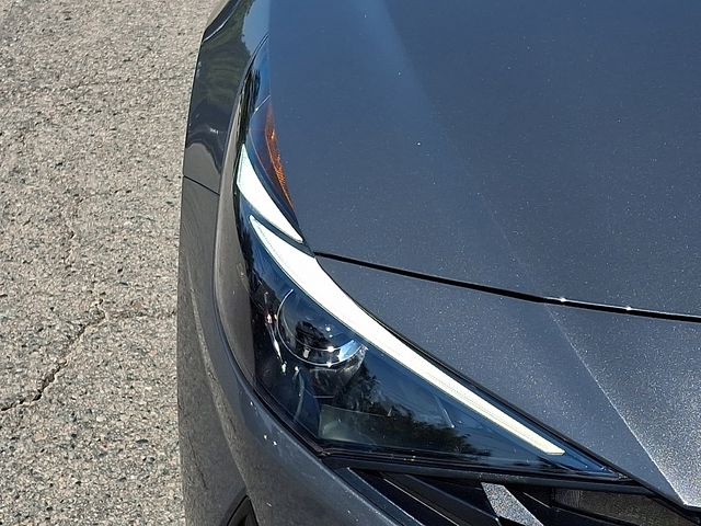 Used 2023 Hyundai Elantra Sedan