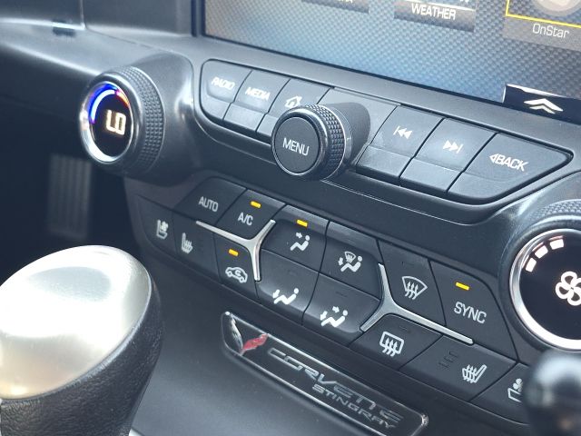 2014 Chevrolet Corvette Stingray Base:43974A2