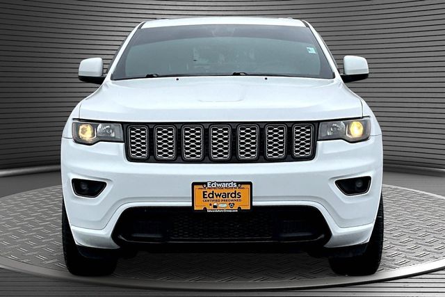 Used 2020 White Jeep Altitude image 2