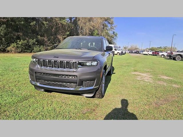 2026 Jeep Grand Cherokee L Laredo 4x4