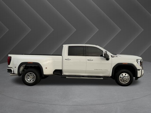 2025 GMC Sierra 3500HD Denali - 3