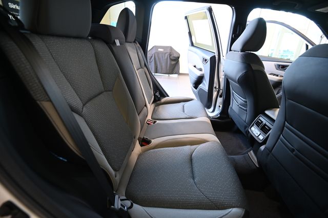 New 2026 White Subaru Premium image 21