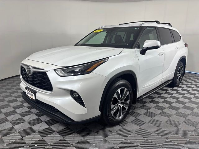 Used 2022 Toyota Highlander SUV