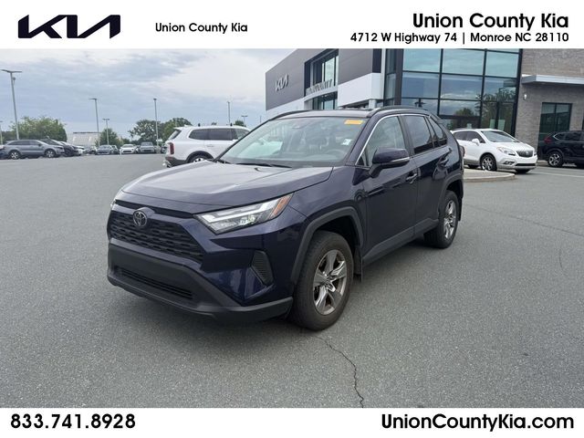 Blueprint 2024 Toyota RAV4 XLE FWD SUV / Crossover Front-Wheel Drive 8-Speed Automatic