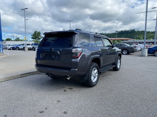 2020 Toyota 4Runner SR5 photo