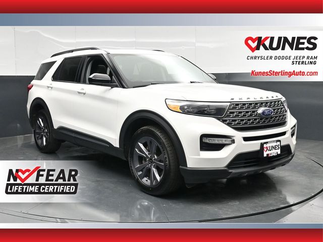 White 2024 Ford Explorer SUV / Crossover All-Wheel Drive Automatic