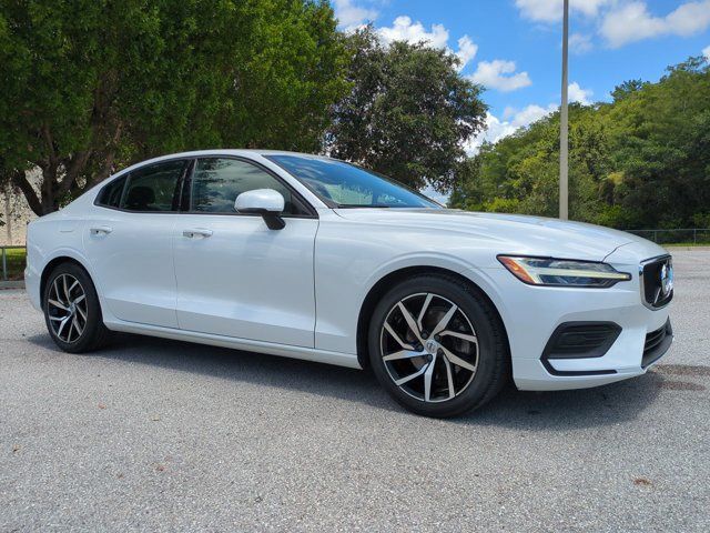 2019 Volvo S60 T5 Momentum FWD