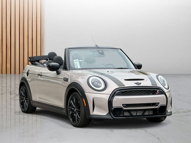 Rooftop Gray Metallic 2024 MINI Cooper Hatchback Front-Wheel Drive 7-Speed Automatic