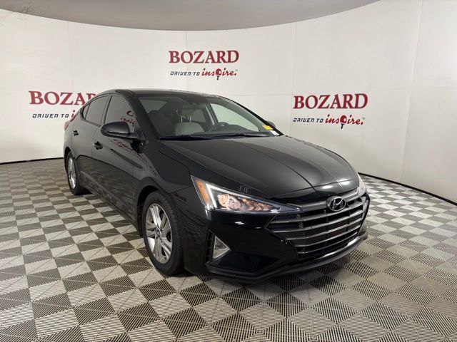 Phantom Black 2020 Hyundai Elantra Sedan Front-Wheel Drive Continuously Variable Transmission