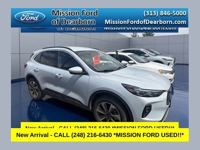 2025 Ford Escape Platinum AWD SUV / Crossover All-Wheel Drive 8-Speed Automatic