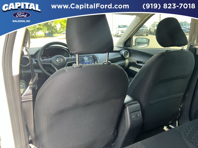 Used 2024 White Nissan SV image 33