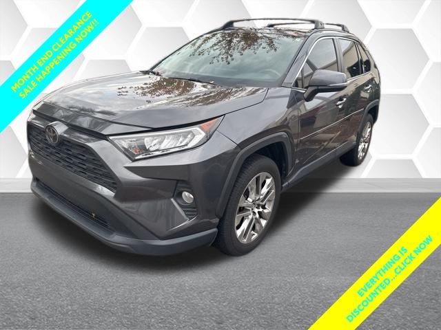 2019 Toyota RAV4 XLE Premium photo