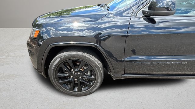 Used 2022 Black Jeep Laredo X image 38