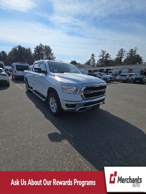 Bright White Clearcoat 2022 RAM 1500 Big Horn Crew Cab 4WD Pickup Truck Four-Wheel Drive 8-Speed Automatic