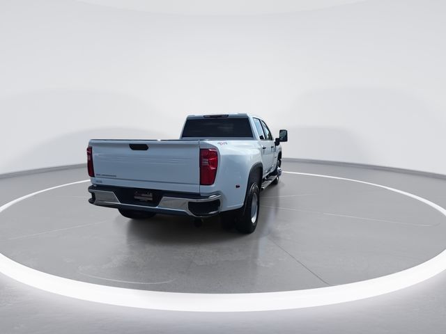 Used 2024 White Chevrolet Work Truck image 7