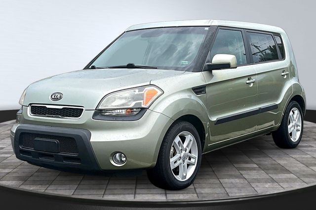 Alien 2011 Kia Soul Wagon Front-Wheel Drive 4-Speed Automatic Overdrive