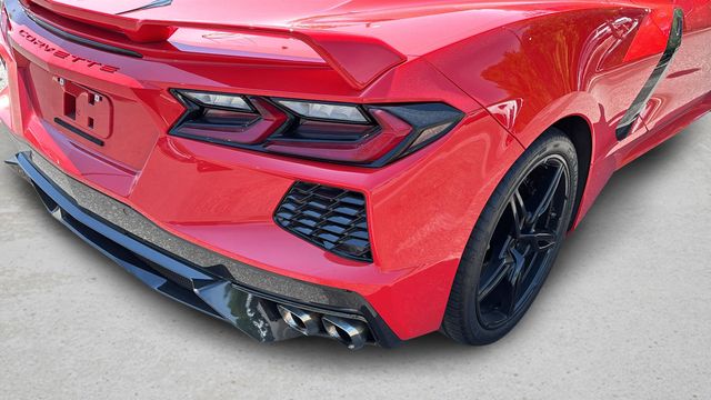 Used 2021 Red Chevrolet Stingray image 36