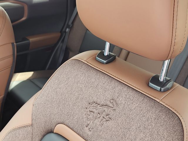 2025 Ford Bronco Sport Outer Banks photo