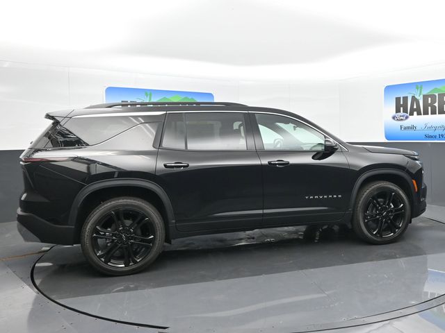 2025 Chevrolet Traverse LT photo