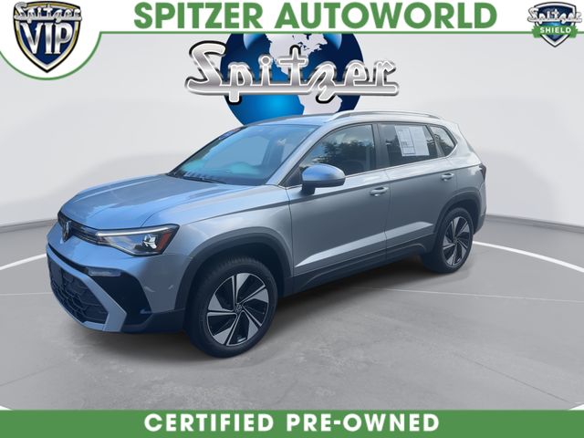 Certified Used 2025 Silver Volkswagen 1.5T SE image 5