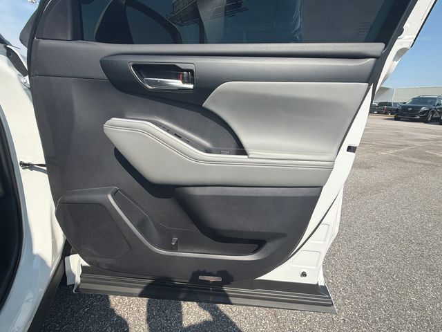Used 2026 Toyota Highlander SUV