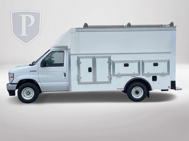 2025 Ford E-350SD Base 2