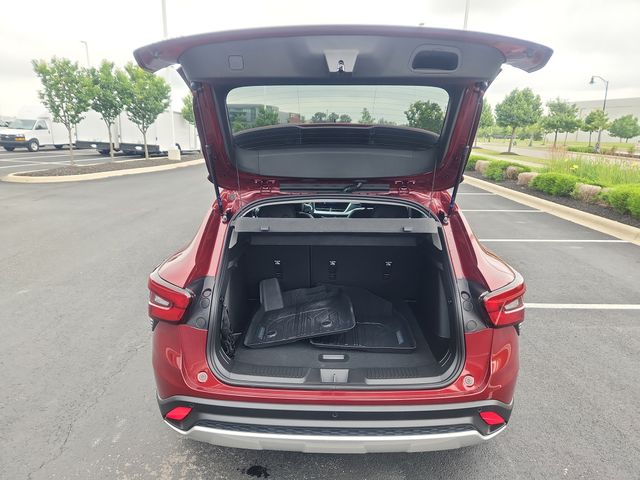Used 2025 Chevrolet Trax For Sale in Grove City, OH