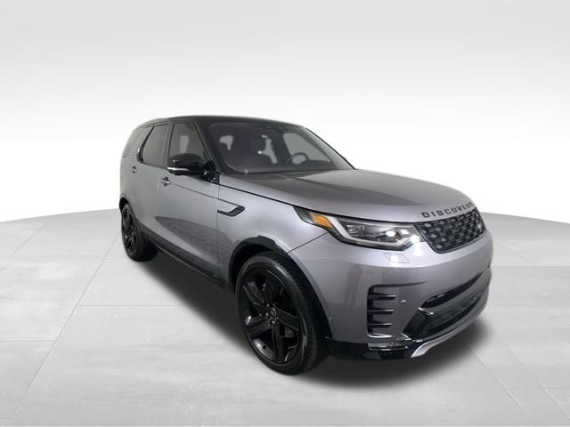 2022 Land Rover Discovery S R-Dynamic 8