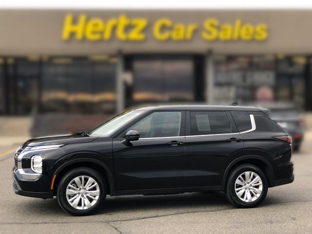 2025 Mitsubishi Outlander ES FWD