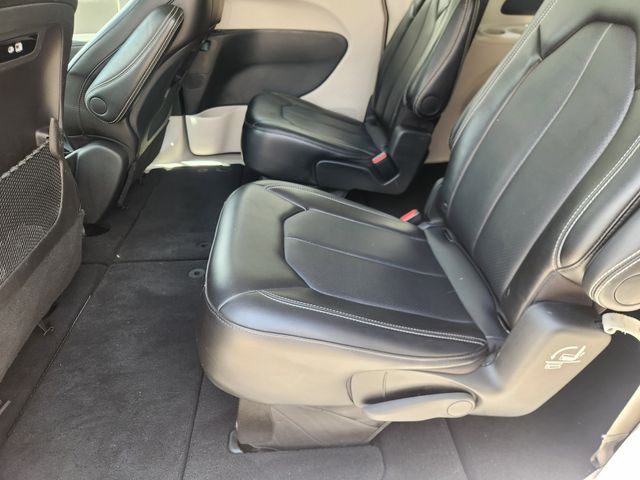 2024 Chrysler Pacifica Touring L Black at Community Honda