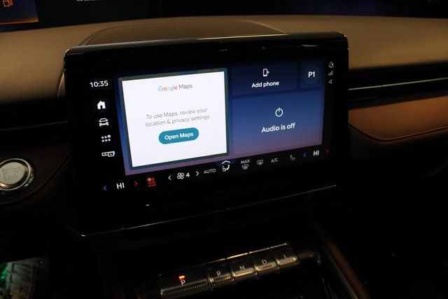 New 2026 White Lincoln Reserve image 17