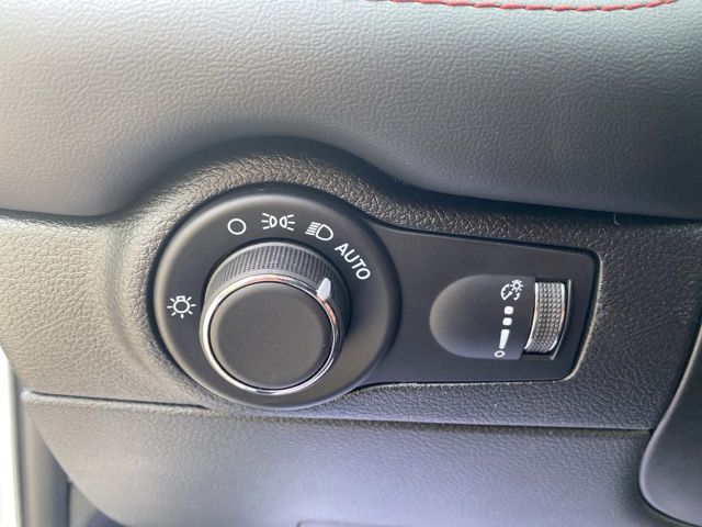 2026 Dodge Durango GT Plus HEMI V8 - White Knuckle Clearcoat exterior view 14