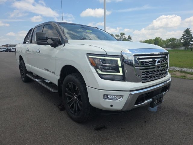 Pearl White 2020 Nissan Titan SL Crew Cab 4WD Pickup Truck Four-Wheel Drive 9-Speed Automatic