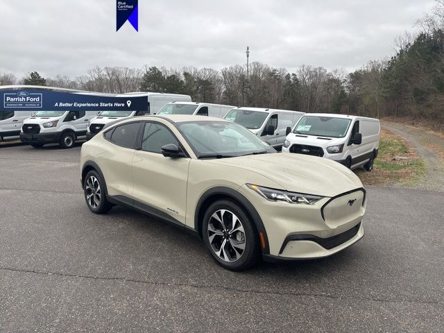 2025 Ford Mustang Mach-E Select AWD