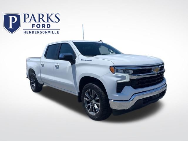 Summit White 2022 Chevrolet Silverado 1500 LT Crew Cab 4WD Pickup Truck Four-Wheel Drive 8-Speed Automatic