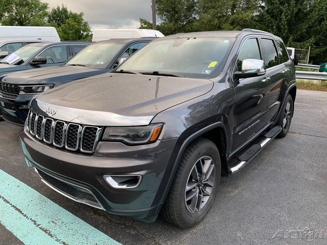 Gray (Granite Crystal Metallic Clearcoat) 2019 Jeep Grand Cherokee SUV / Crossover Four-Wheel Drive 8-Speed Automatic