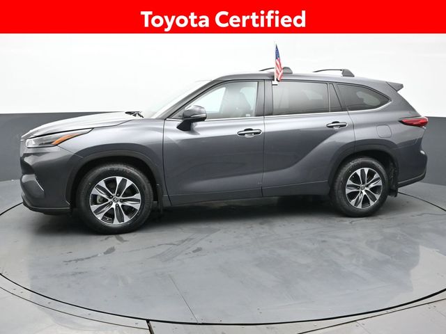 2021 Toyota Highlander XLE 2