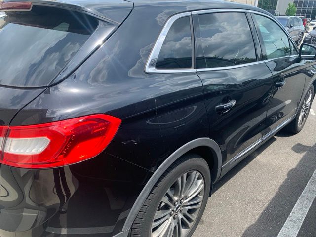Used 2018 Black Lincoln Reserve image 4