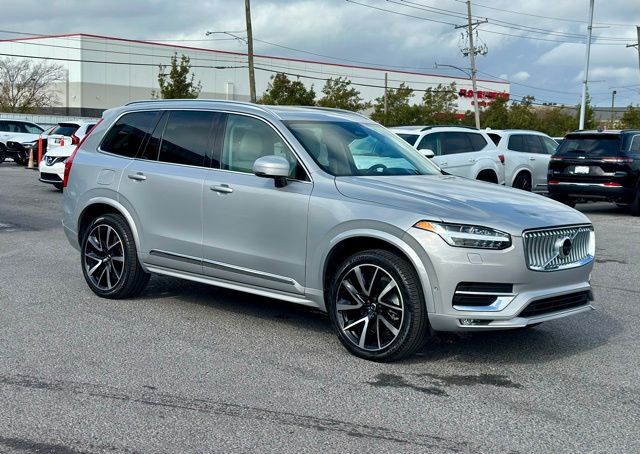 2023 Volvo XC90 B6 Plus 7-Seater