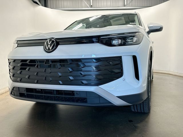 2026 Volkswagen Tiguan 2.0T SE White/off-white at Audi Porsche Sewickley