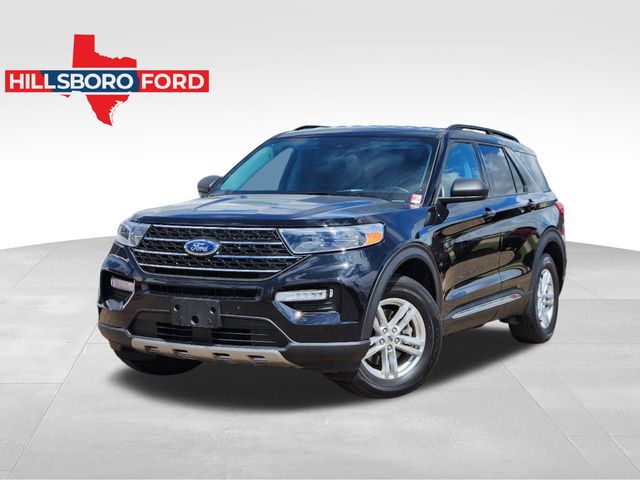 2023 Ford Explorer XLT 1