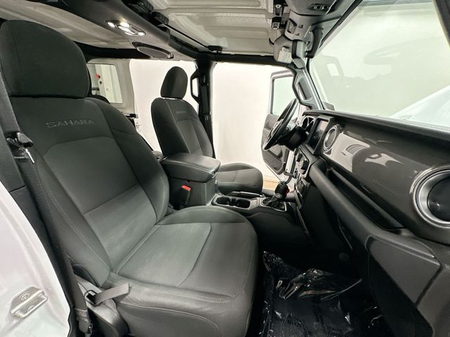 2022 Jeep Wrangler Unlimited Sahara White/off-white at Klick Lewis Buick Chevrolet
