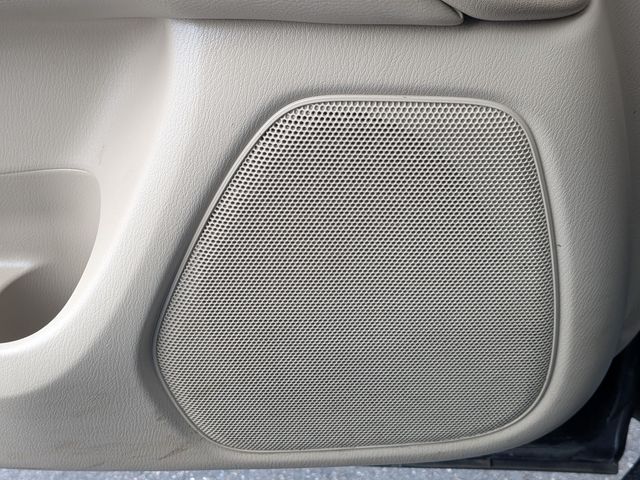 2016 Nissan Pathfinder - Image 16