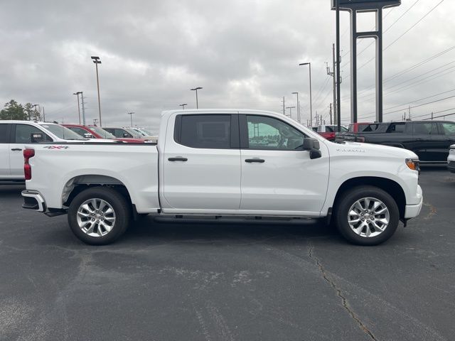 2026 Chevrolet Silverado 1500 Custom:45220