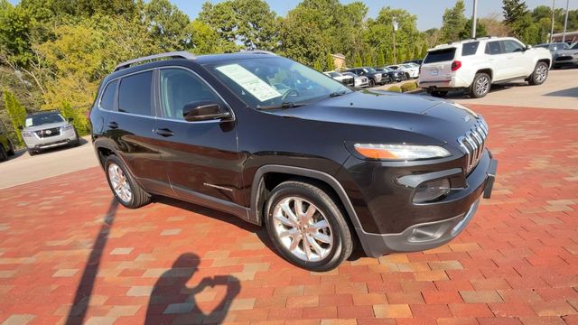 Used 2016 Jeep Cherokee SUV